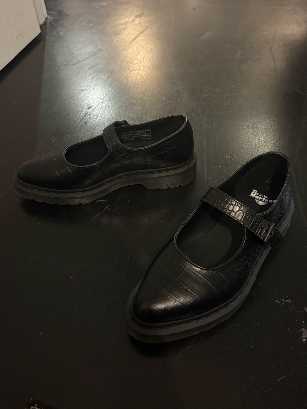 Dr. Martens Elphie Mary Jane, Croc Embossed Black Leather, Shoe Size 8 - Picture 2 of 4